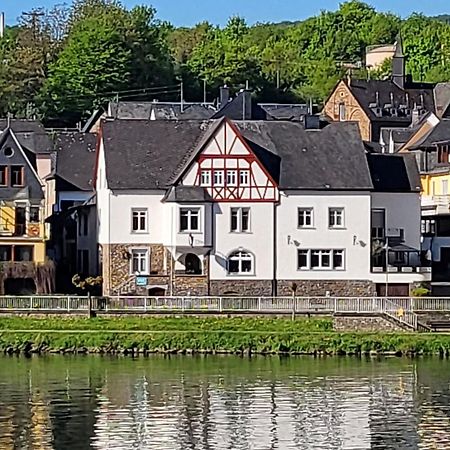 Mosel-Landhaus Am Moselufer B&B Briedern Esterno foto