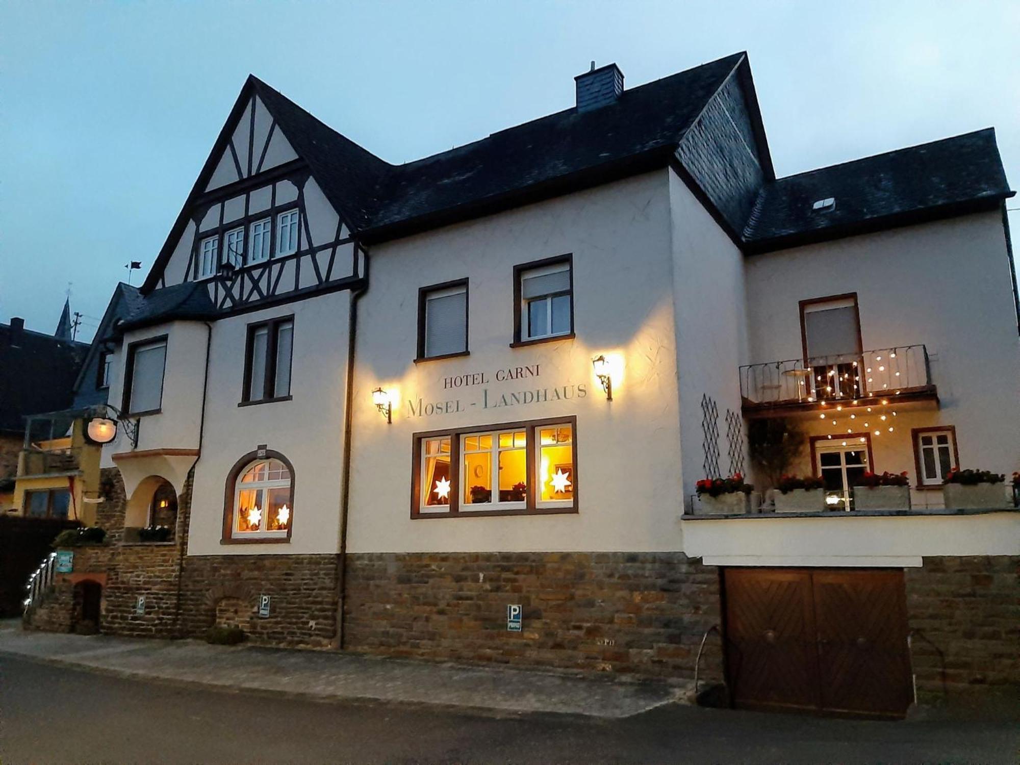 Mosel-Landhaus Am Moselufer B&B Briedern Esterno foto