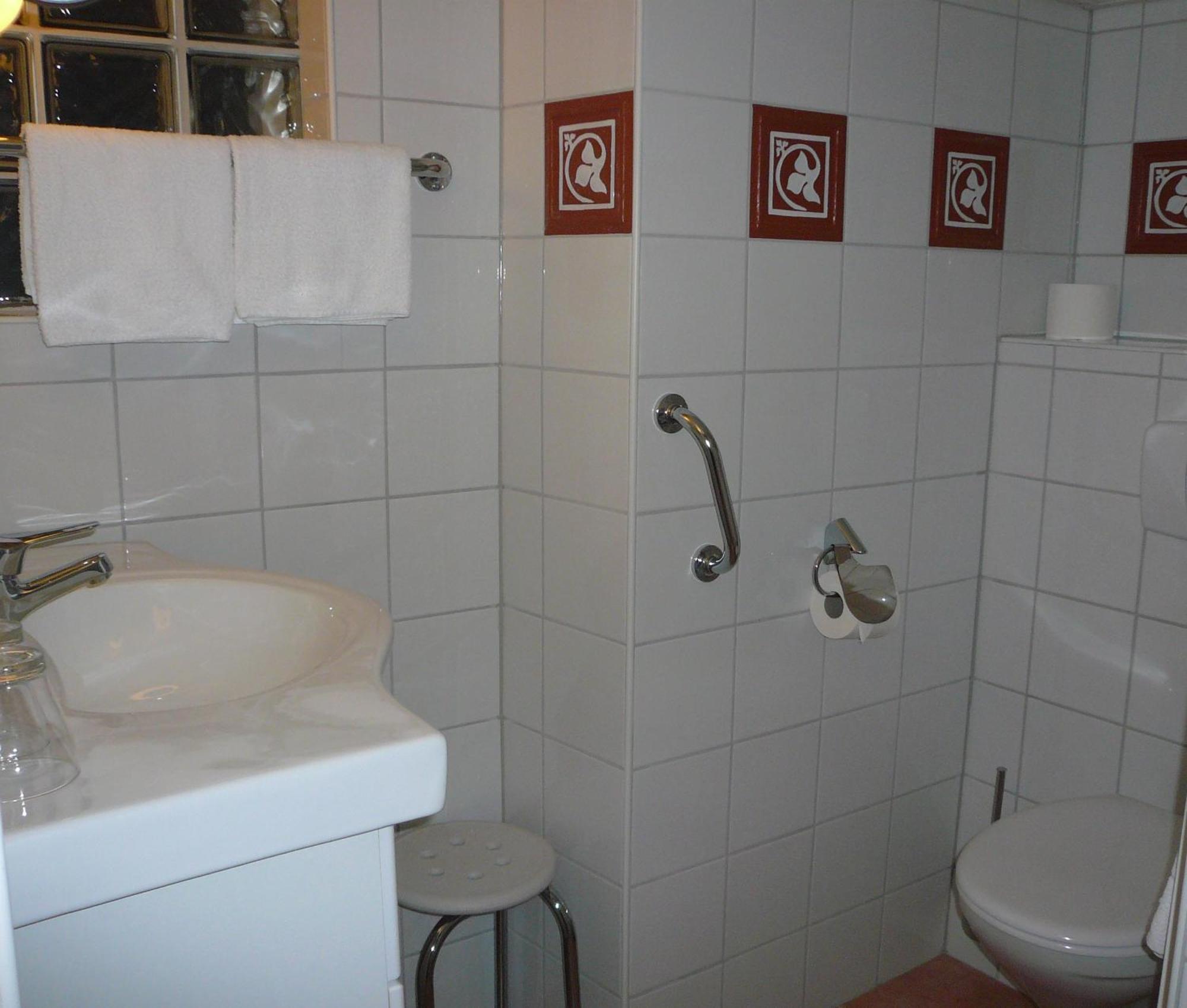 Mosel-Landhaus Am Moselufer B&B Briedern Esterno foto