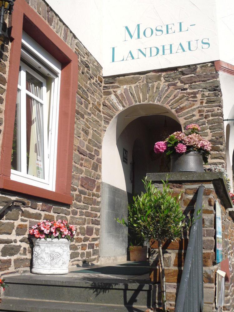 Mosel-Landhaus Am Moselufer B&B Briedern Esterno foto