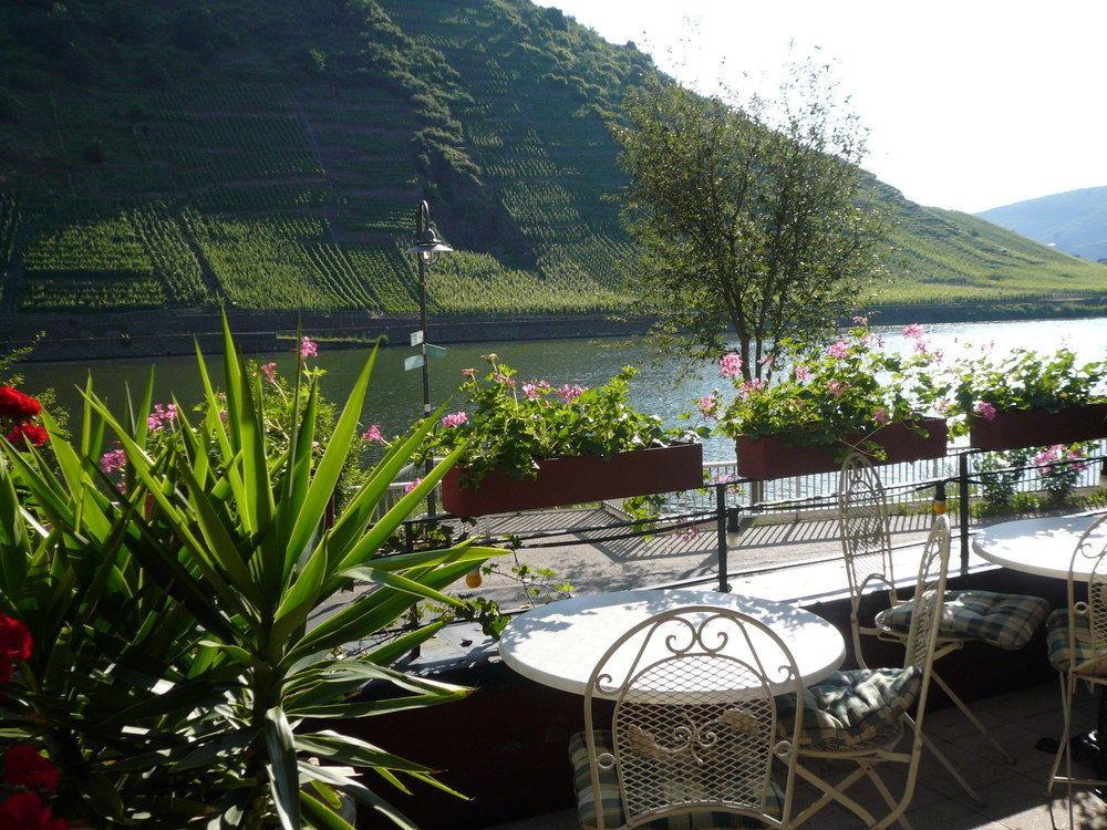 Mosel-Landhaus Am Moselufer B&B Briedern Esterno foto