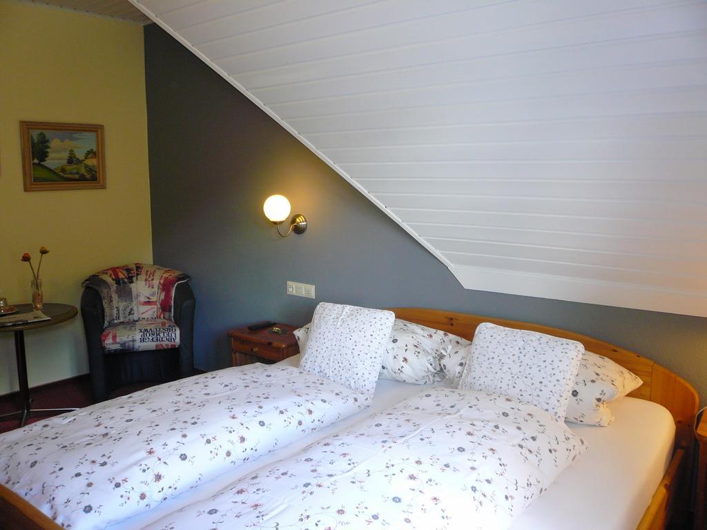 Mosel-Landhaus Am Moselufer B&B Briedern Esterno foto